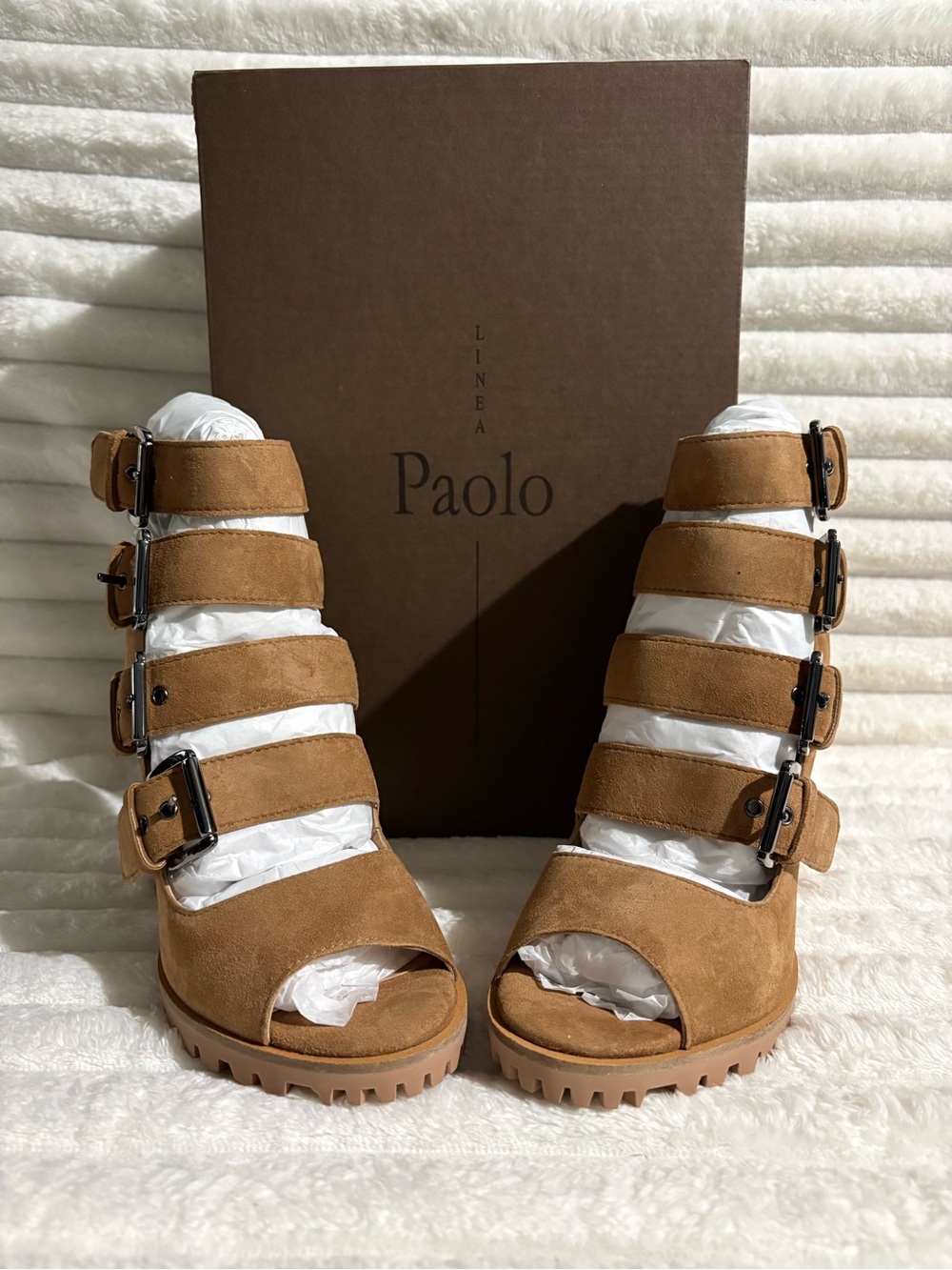 Lines Paolo Tan Authentic Kid Suede Multi-Buckle Wisteria Heels 4.5M